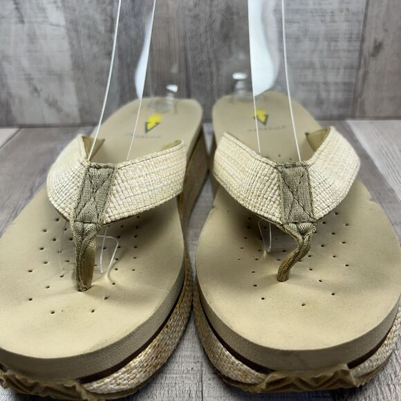 Volatile Women's Island Wedge Platform Sandals Raffia Thong Flip Flop Tan Size 8 - Picture 5 of 16